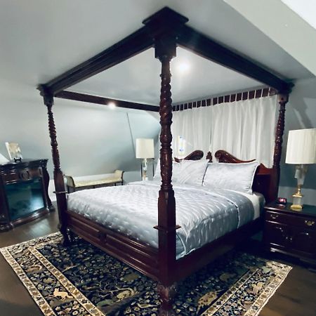 1000 Islands Bed And Breakfast-The Bulloch House 가나노크 외부 사진