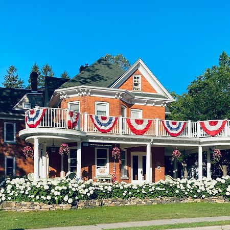 1000 Islands Bed And Breakfast-The Bulloch House 가나노크 외부 사진