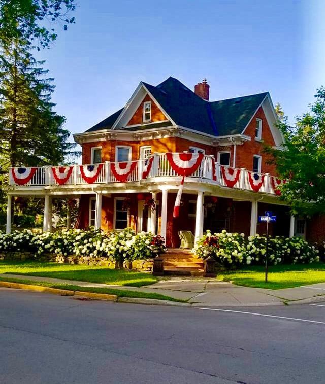 1000 Islands Bed And Breakfast-The Bulloch House 가나노크 외부 사진