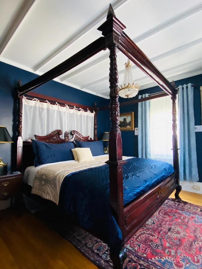 1000 Islands Bed And Breakfast-The Bulloch House 가나노크 외부 사진