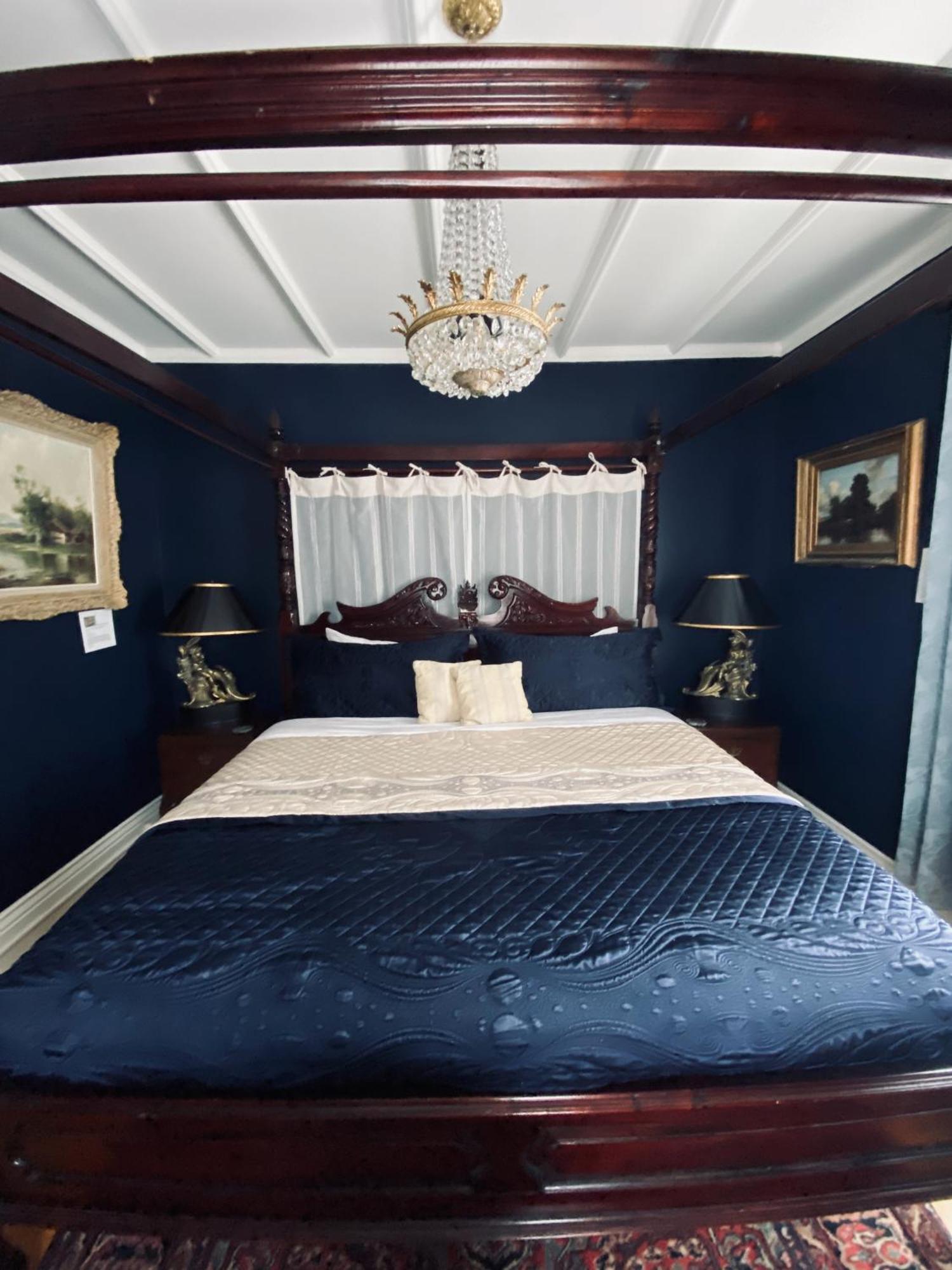 1000 Islands Bed And Breakfast-The Bulloch House 가나노크 외부 사진